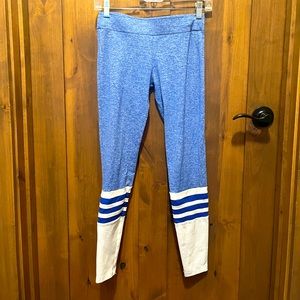 EUC Bombshell Sportswear leggings size S